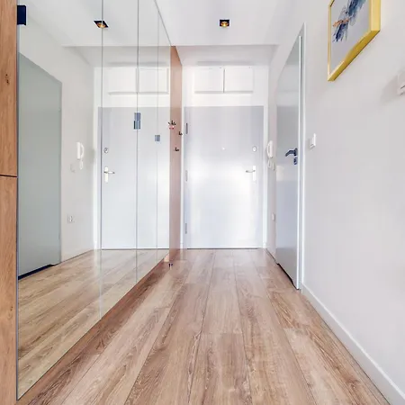 아파트 Golden - Great Location - Cozy And Bright&gdanska 우치