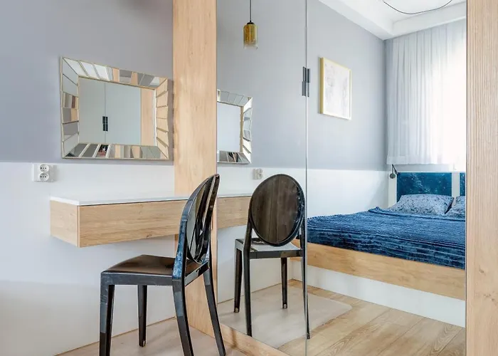 Golden - Great Location - Cozy And Bright&gdanska Lägenhet *